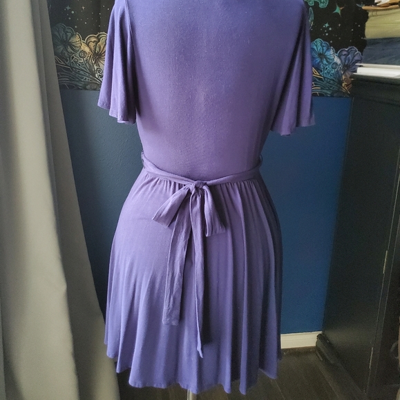 Lulu's Navy Blue Flutter Sleeve Dress Sz M - Picture 2 of 4